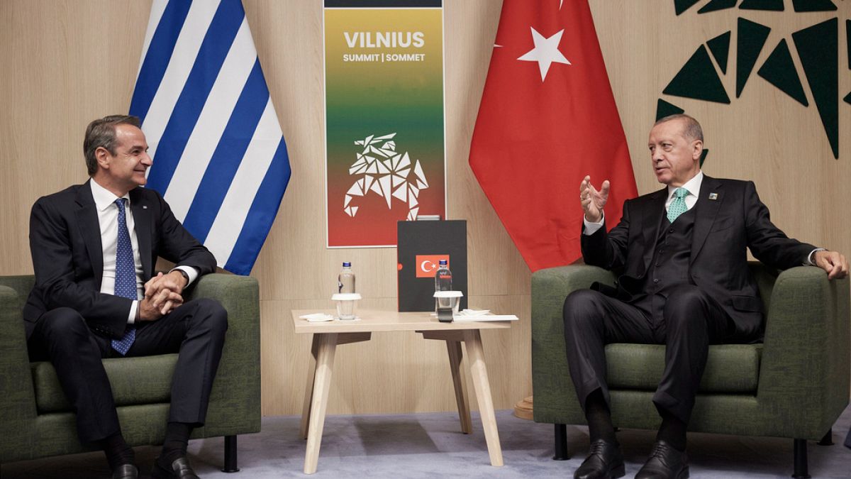 Yunanistan Başbakanı Miçotakis'in dönüş ziyaretine ilişkin açıklama: Mayıs'ta Ankara'da olacağım