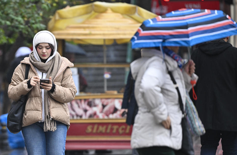 Soğuk havalar sürüyor, kar yağışı kapıda! Bahar için tarih açıklandı